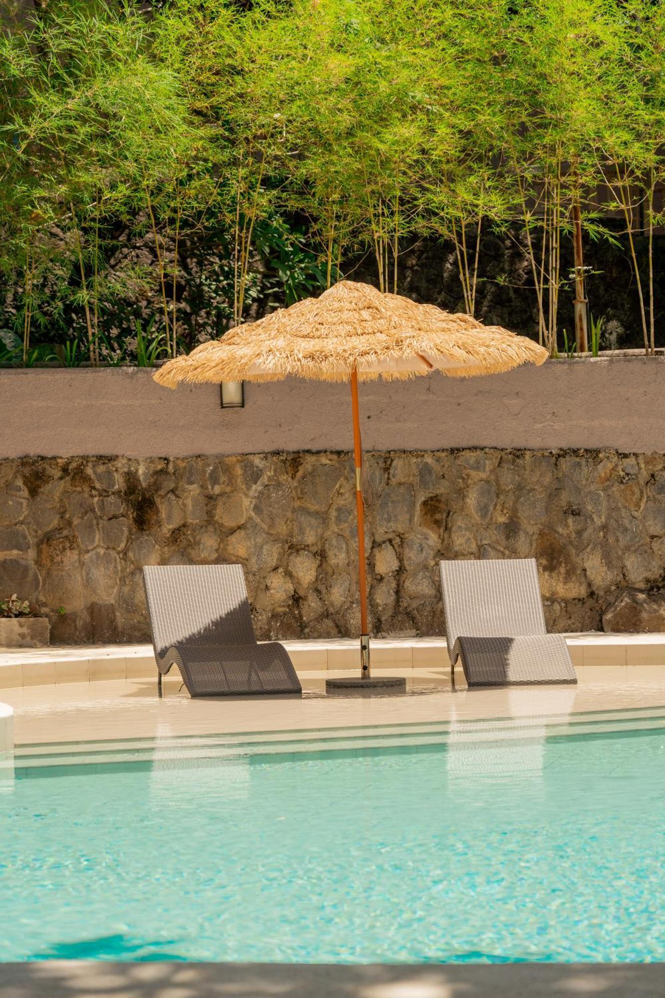 Altaroca Mountain Resort Antipolo Exteriör bild