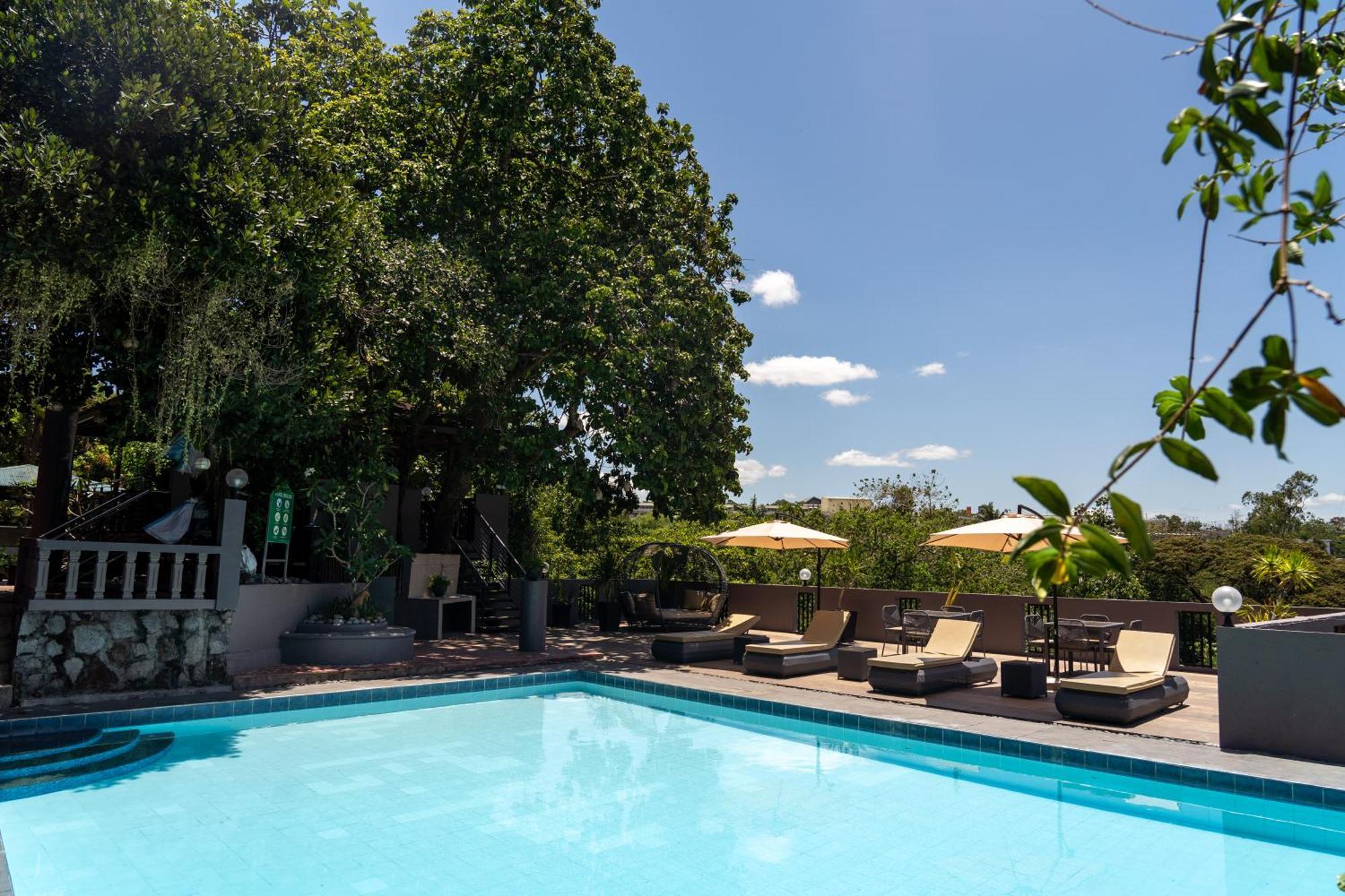 Altaroca Mountain Resort Antipolo Exteriör bild